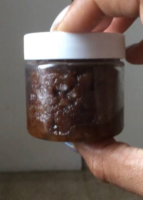 EDIBLE LIP SCRUB